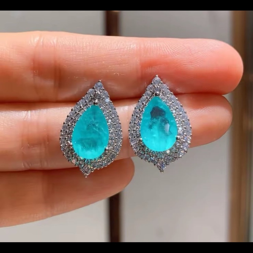 Gorgeous teardrop tourmaline 3Ct lab grown earrings with swarovski elements #74